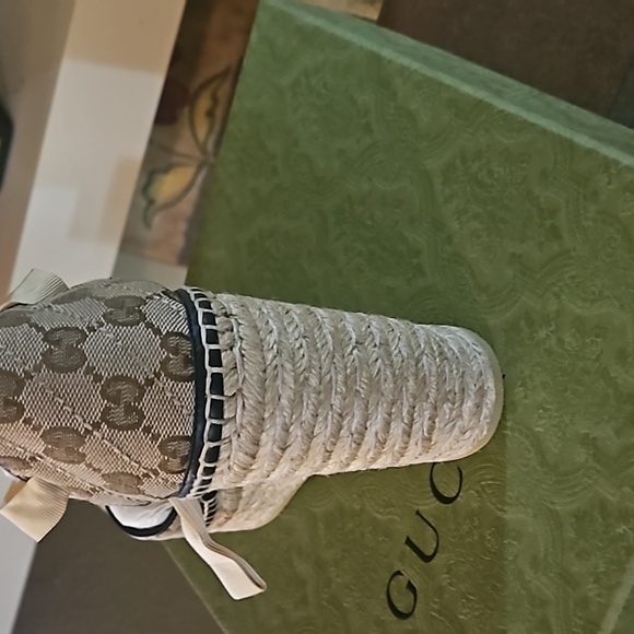 Gucci Pillar GG Ankle Tie Espadrille Platform Wedges - Picture 10 of 10